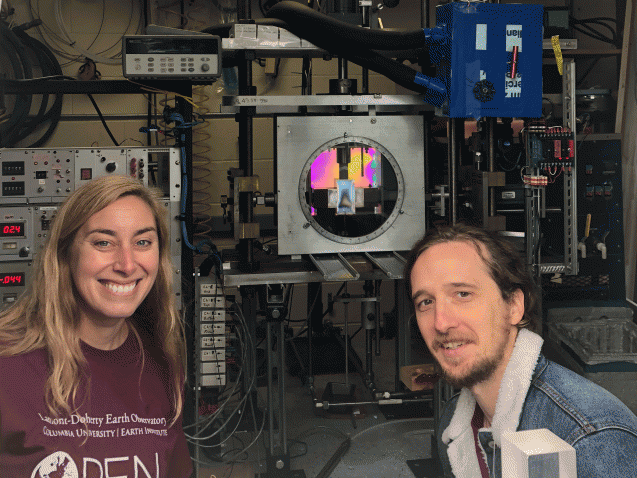Professor Heather Savage and postdoc Rob Skarbek show visitors how friction controls earthquakes